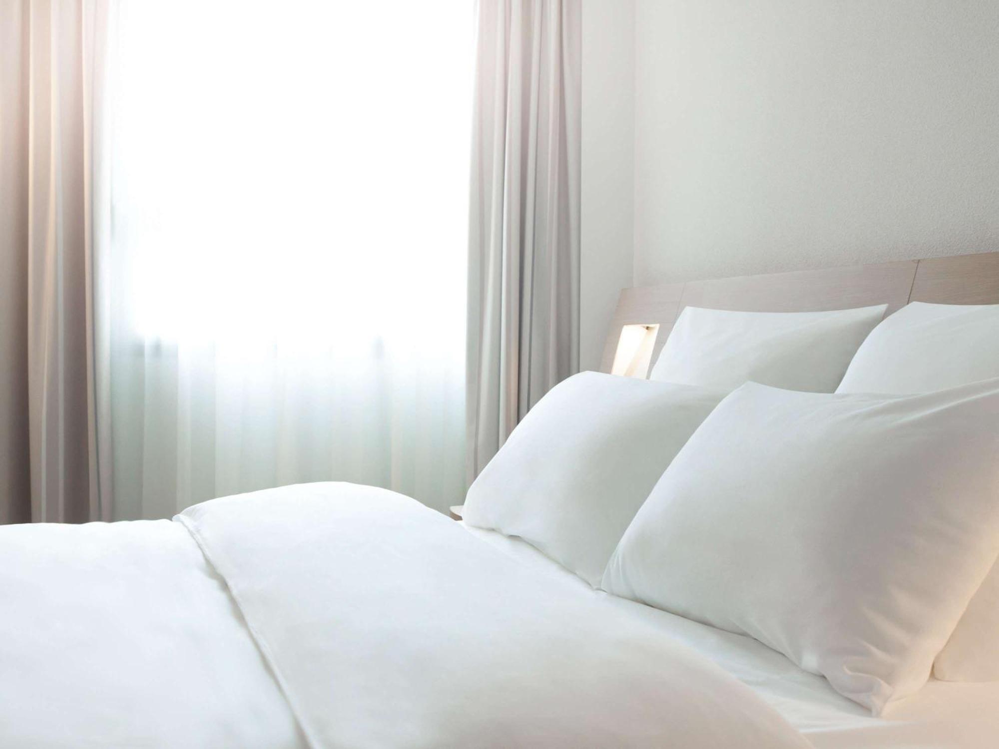 Novotel Paris Rueil Malmaison Екстериор снимка