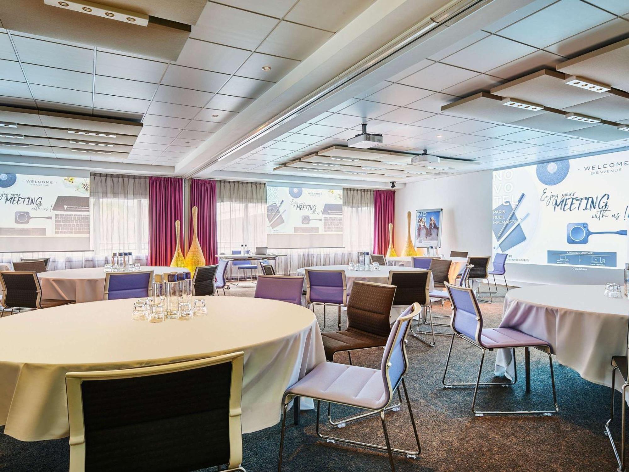 Novotel Paris Rueil Malmaison Екстериор снимка